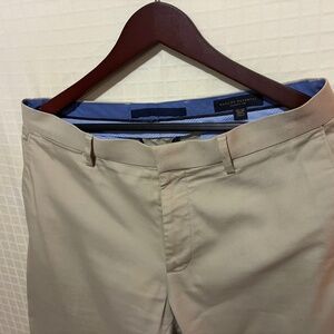 Banana Republic men’s classic fit dress pant